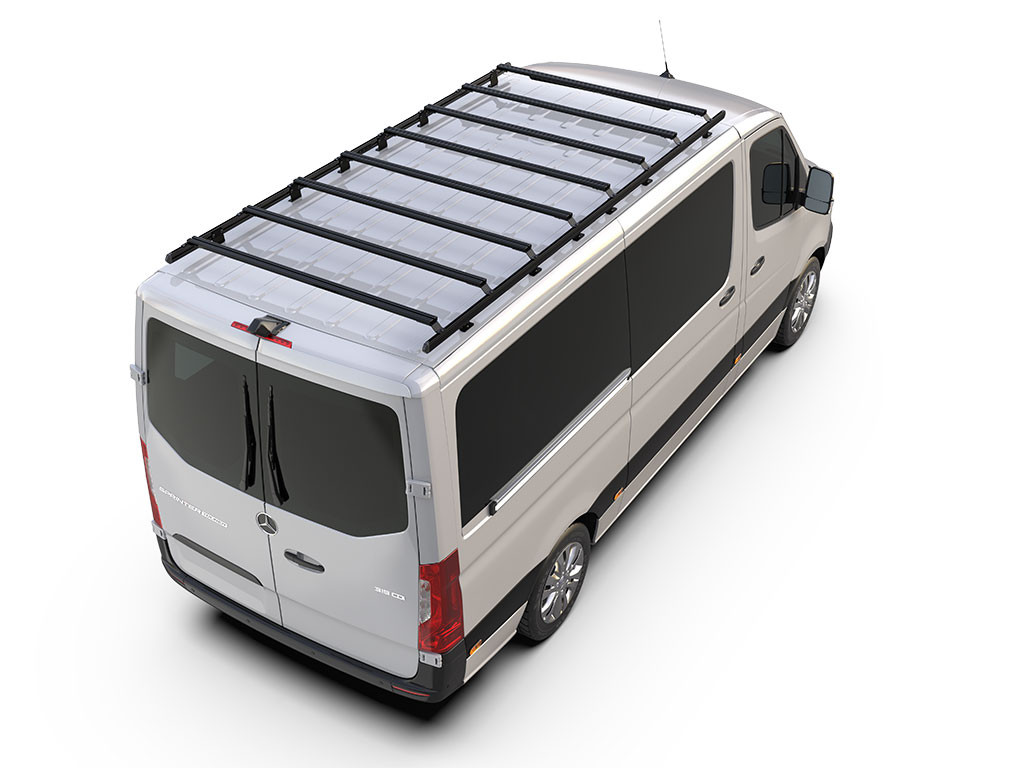 Mercedes Benz Sprinter (L2H1/144in MWB/Standard Roof) (2007-nykyinen) Slimpro pakettiautoteline - Frontrunnerilta 1