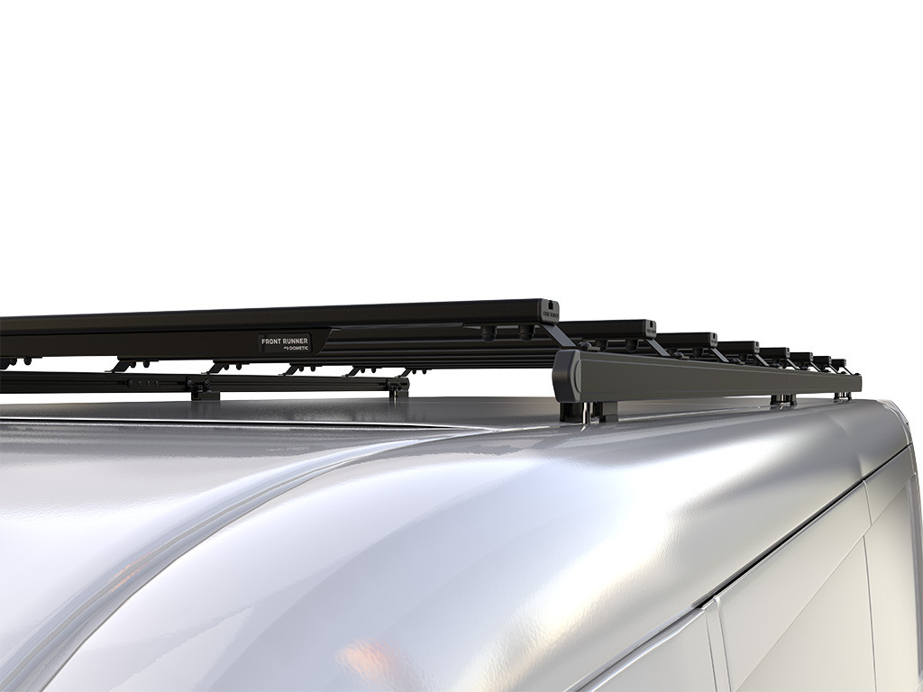 RAM Pro Master 2500 (136" WB/Low Roof) (2014-nykyinen) Slimpro Van Rack Kit - Front Runner 3
