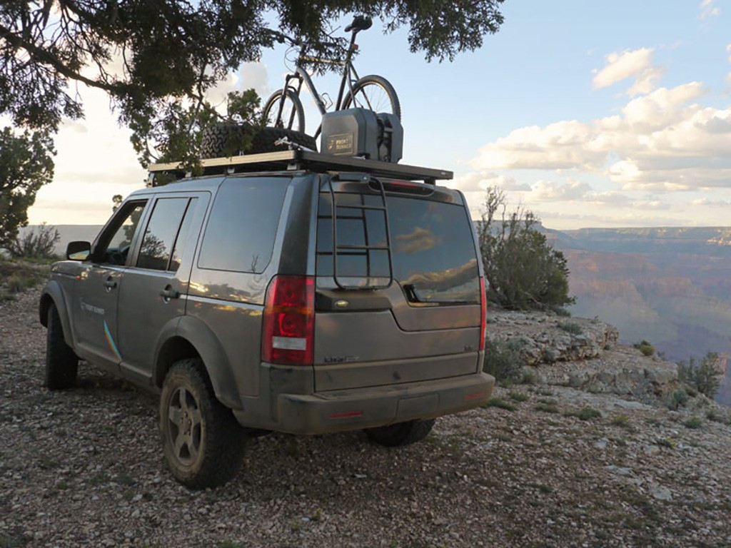 Land Rover Disco 3/4 JA LR3/LR4 Tikkaat - Front Runnerilta 4
