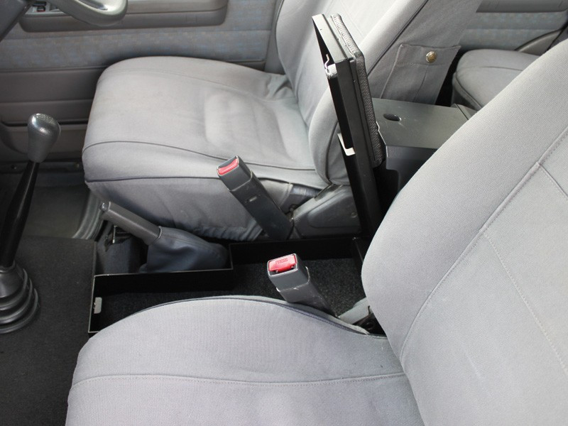 Toyota Land Cruiser 76 Console Under Safe - Front Runner 6