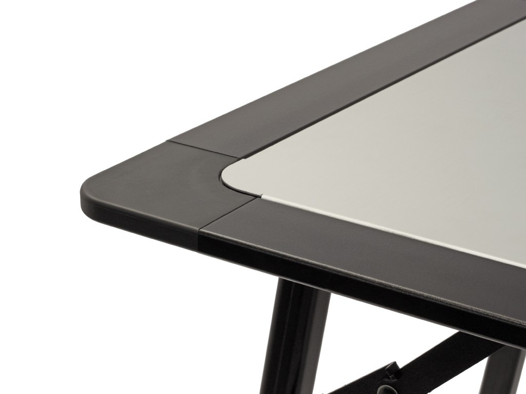 Pro Stainless Steel Camp Table - Front Runner 2