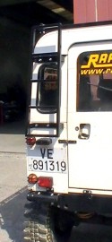 ROOF RACK LADDER 1