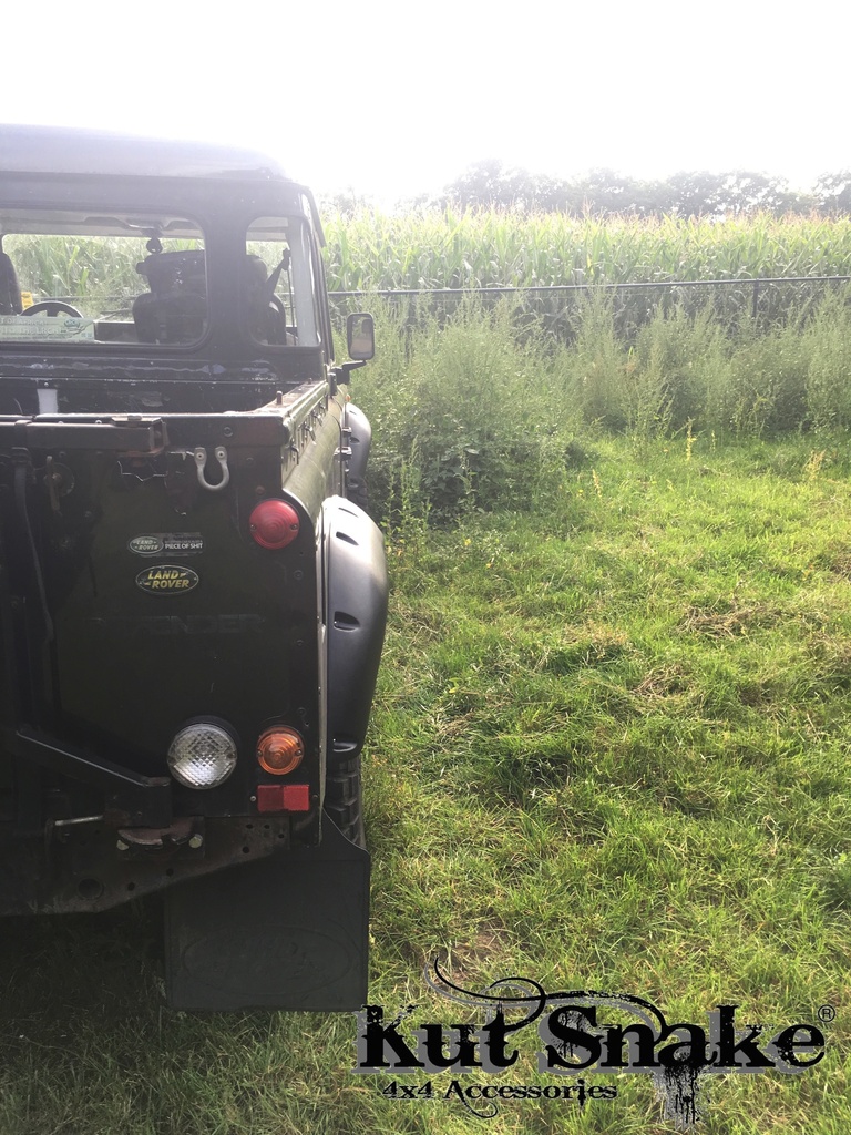 Lokasuojan levike, Land Rover Defender 21