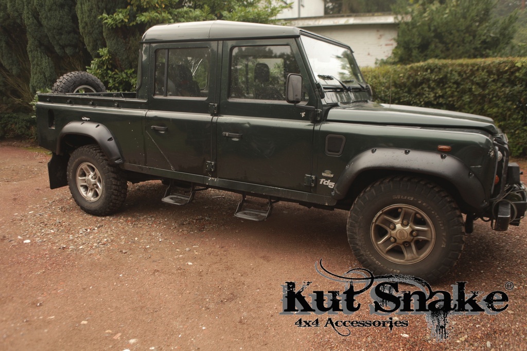 Lokasuojan levike, Land Rover Defender 24