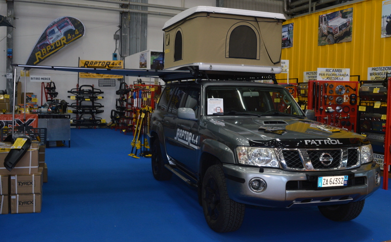 HARD SHELL ROOF TENT RAPTOR 4X4 "DREAMS REVENGE" LARGE 1