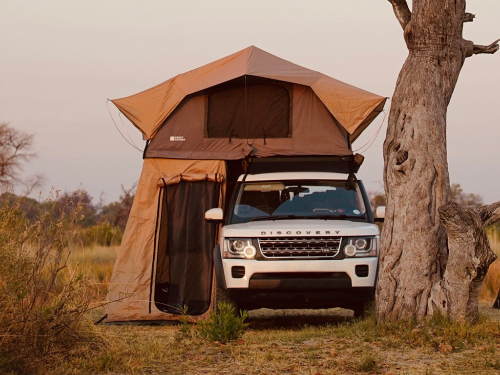 Land Rover Discovery LR3/LR4 Slimline II kattotelinesarja - Front Runnerilta 6