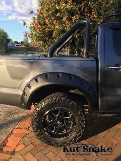 Lokasuojan levike, Toyota Hilux Vigo 05-12 MONSTER 2