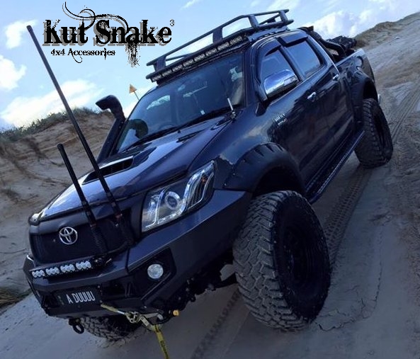 Lokasuojan levike, Toyota Hilux Vigo12-15 MONSTER 13