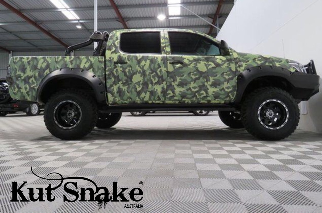 Lokasuojan levike, Toyota Hilux Vigo12-15 MONSTER 19