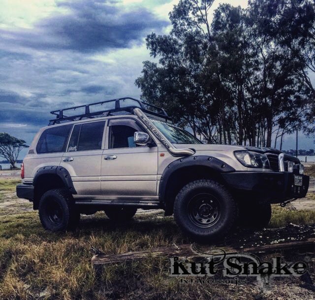 Lokasuojan levike, Toyota Land Cruiser 100 Standard 18