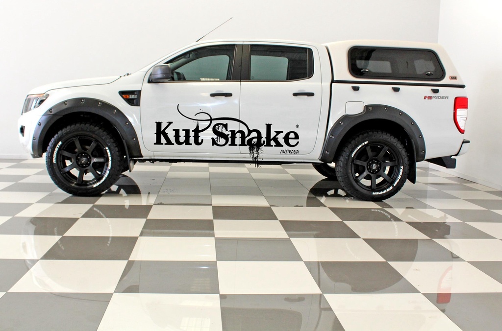 Ford Ranger PX1 40mm fender flares 1