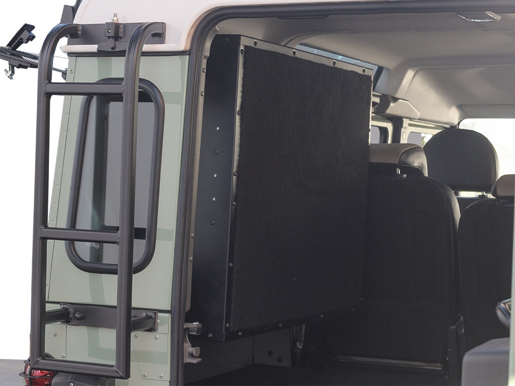 Land Rover Defender Puma (2007-2016) Gullwing Box - Front Runner 4