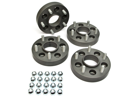 Adapteri sarja 5 x 4,5" to 5x5" 30mm