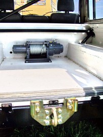 INTERNAL REAR WINCH CARRIER FOR DEFENDER 90