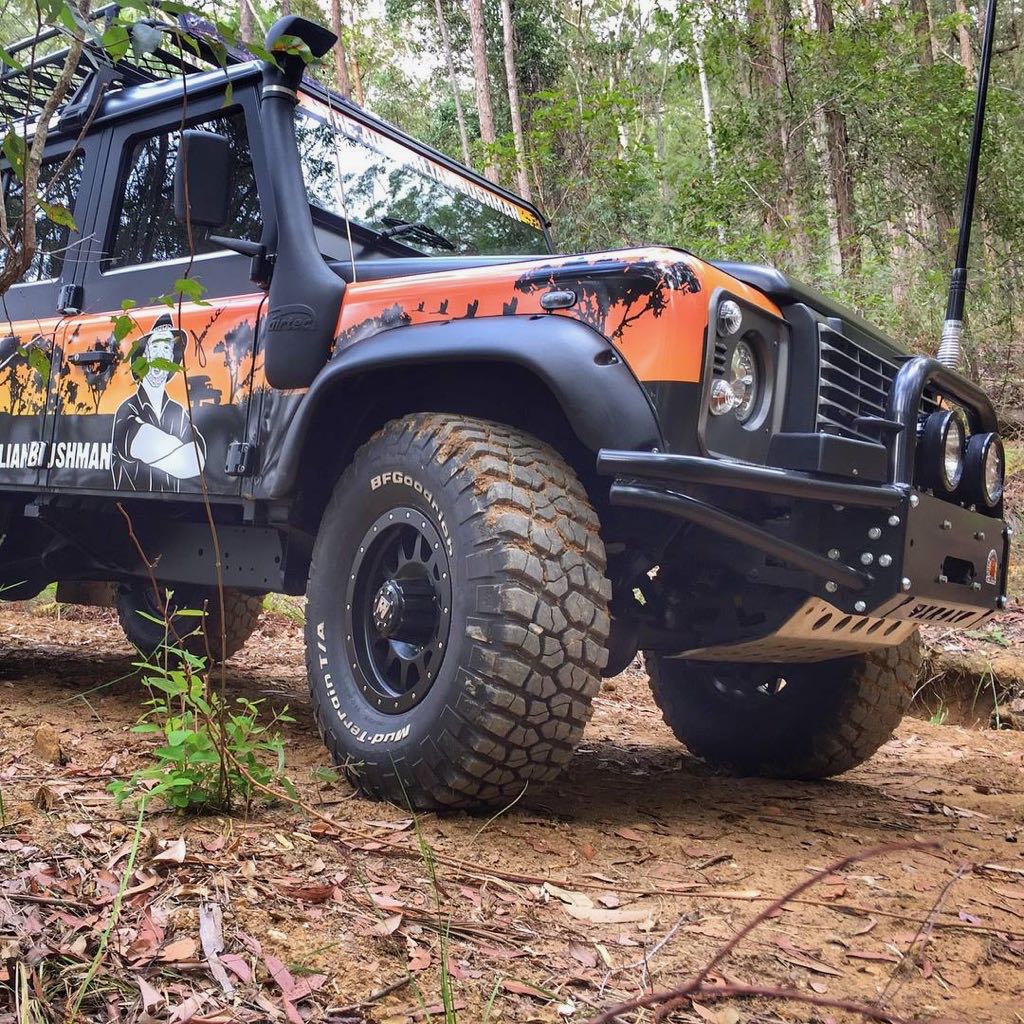 Lokasuojan levike, Land Rover Defender
